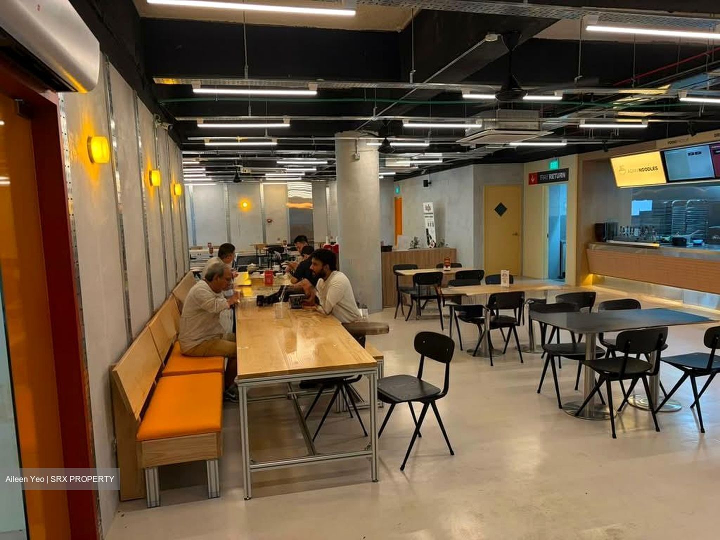 Ayer Rajah Amenity Centre (D5), Retail #585385101